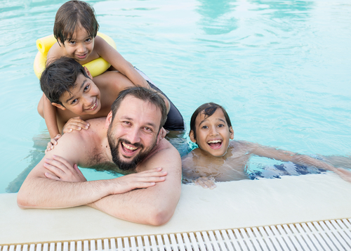 Choosing the right pool cleaning service matters